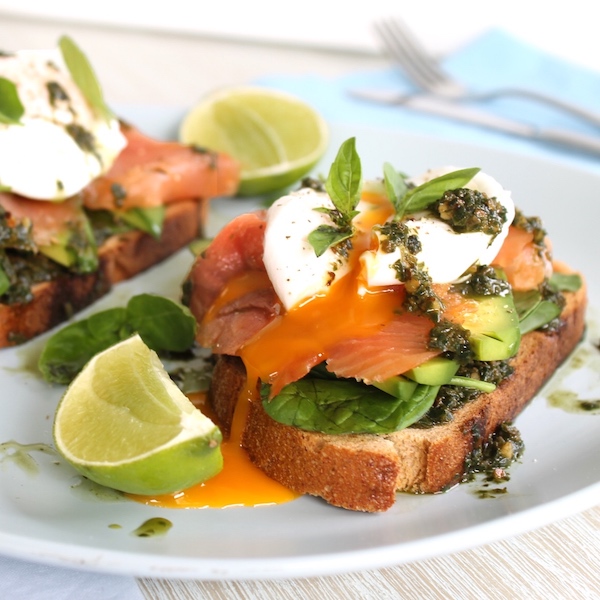 Smoked salmon healthy breakfast recipe